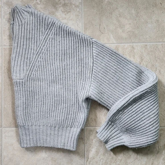 Garage Balloon Sleeve Quarter Zip Sweater - Size Large - Picture 5 of 9